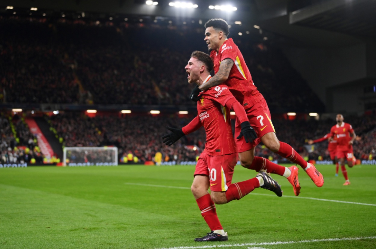 Alexis Mac Allister and Luis Diaz celebrate the former's goal against Real Madrid