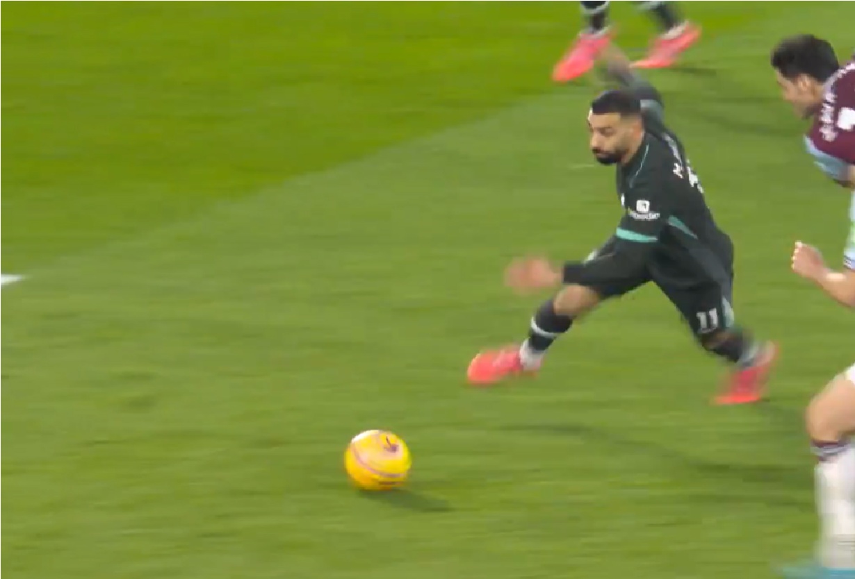 Mo Salah nutmegged two West Ham players in setting up Cody Gakpo's goal