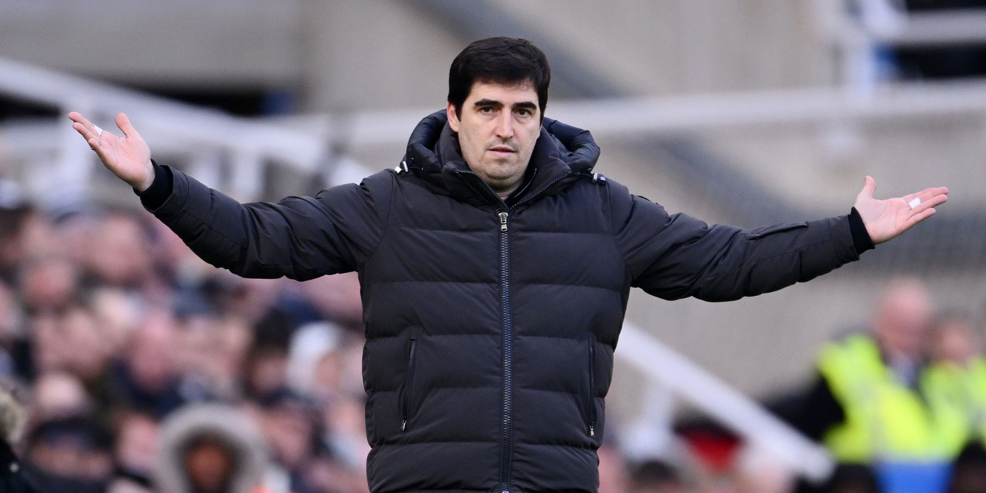 Andoni Iraola watches Bournemouth