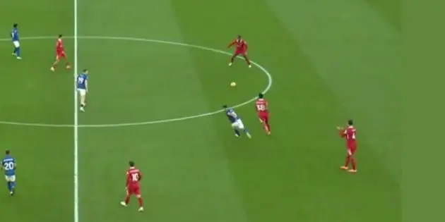 Virgil van Dijk applauds Ryan Gravenberch against Ipswich