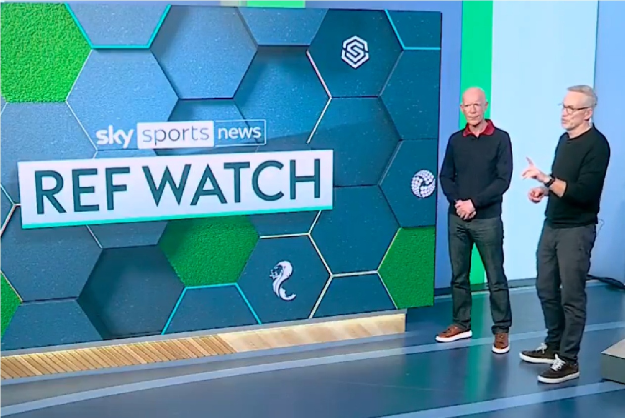 Dermot Gallagher said that a yellow card for Julio Enciso's foul on Wataru Endo was the correct decision