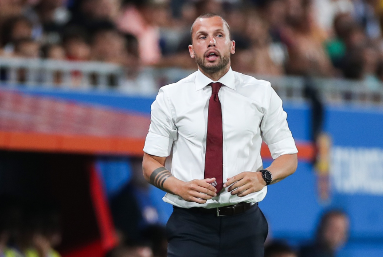 Johnny Heitinga's agent has said that his client has no intention of leaving Liverpool this season