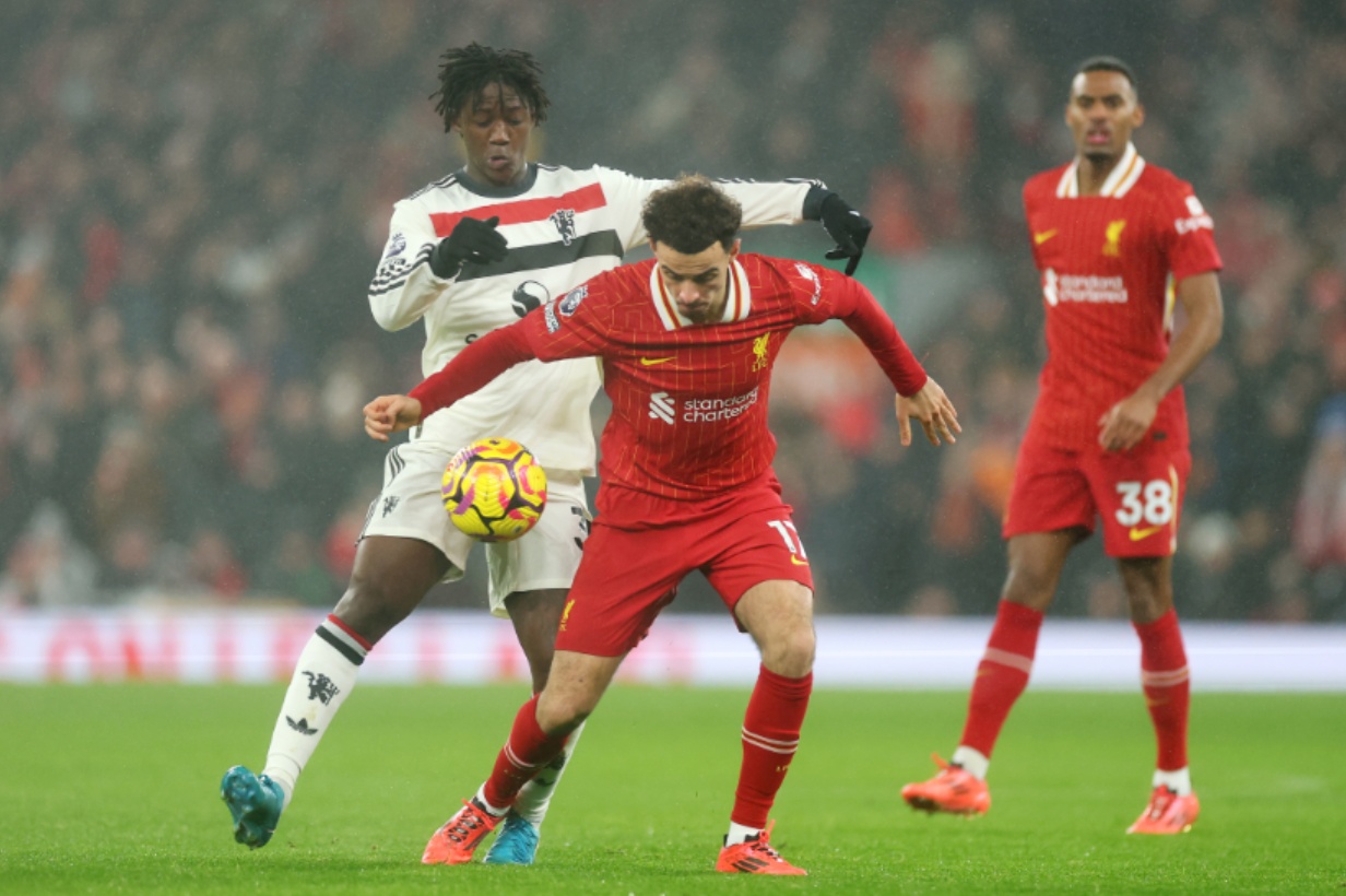 Jamie Carragher accused Curtis Jones of showing 'arrogance' during Liverpool's 2-2 draw against Man United