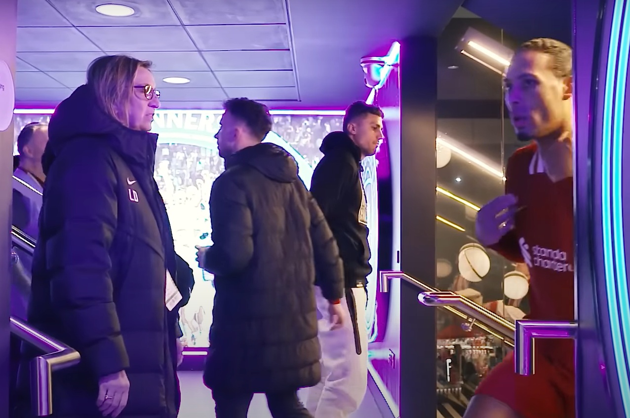 Rodri congratulated several Liverpool players after their win over Man City