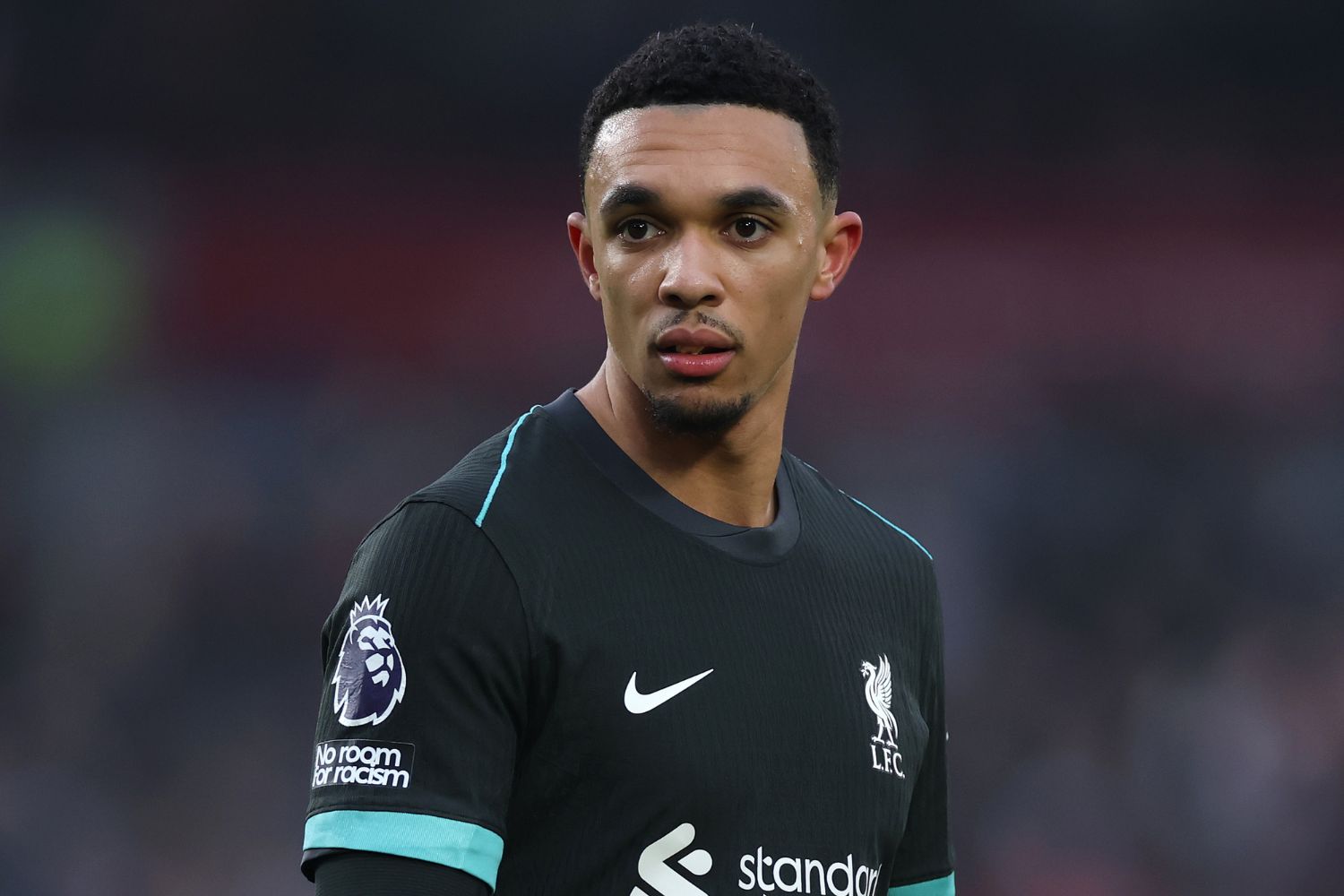 Trent Alexander-Arnold playing against Brentford
