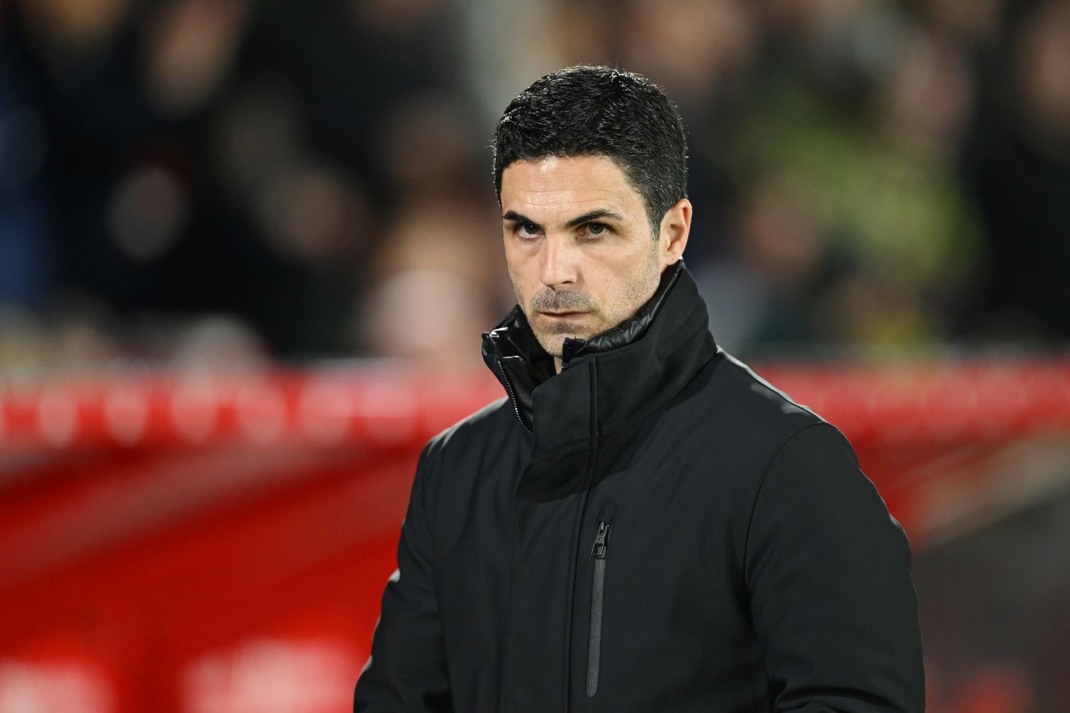 Mikel Arteta watches Arsenal at Forest