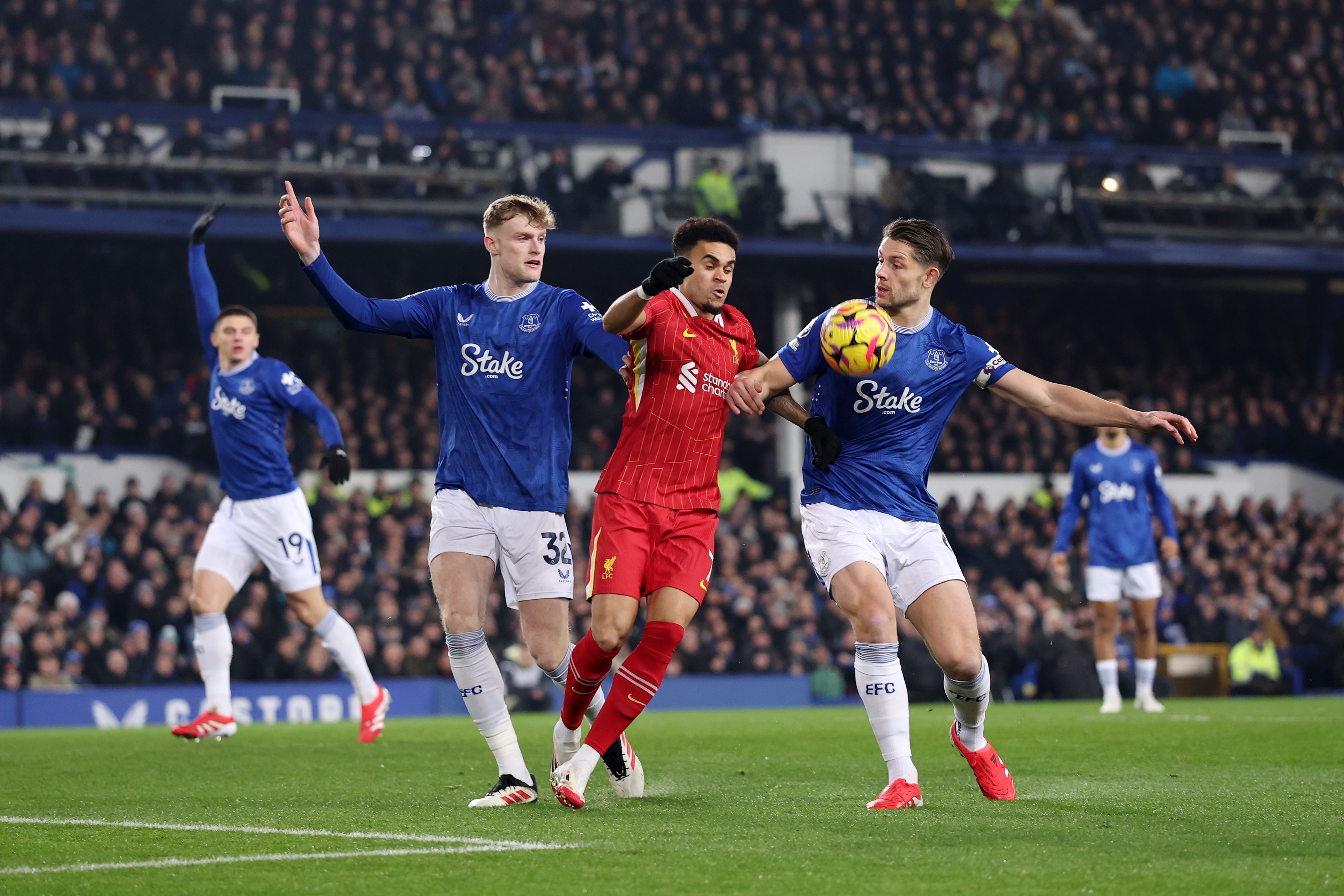 Jarrad Branthwaite grabs Luis Diaz's side Liverpool game.