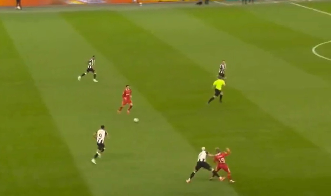 Joelinton takes out Harvey Elliott off the ball, behind the referee's back