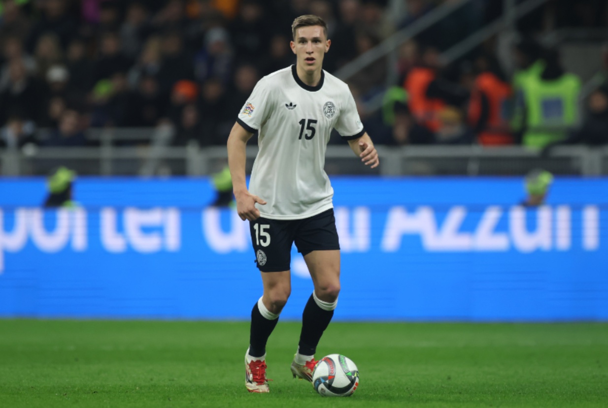 Borussia Dortmund may be forced to sell Nico Schlotterbeck if they fail to qualify for the Champions League