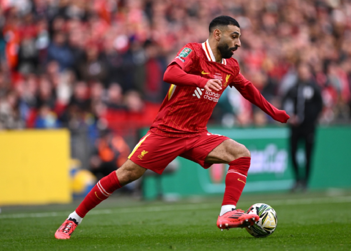 Mo Salah is keen to remain at Liverpool but doesn't want a short-term contract