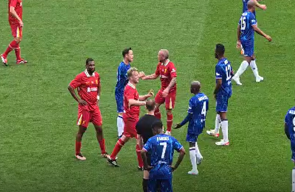 Dennis Wise and Jay Spearing briefly exchanged stern words in the Liverpool Legends match