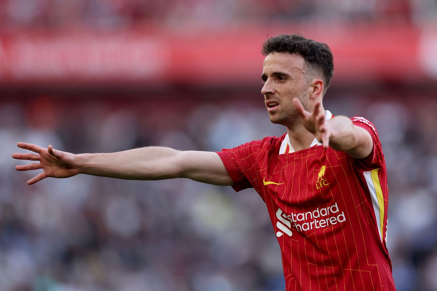 Diogo Jota plays against Tottenham