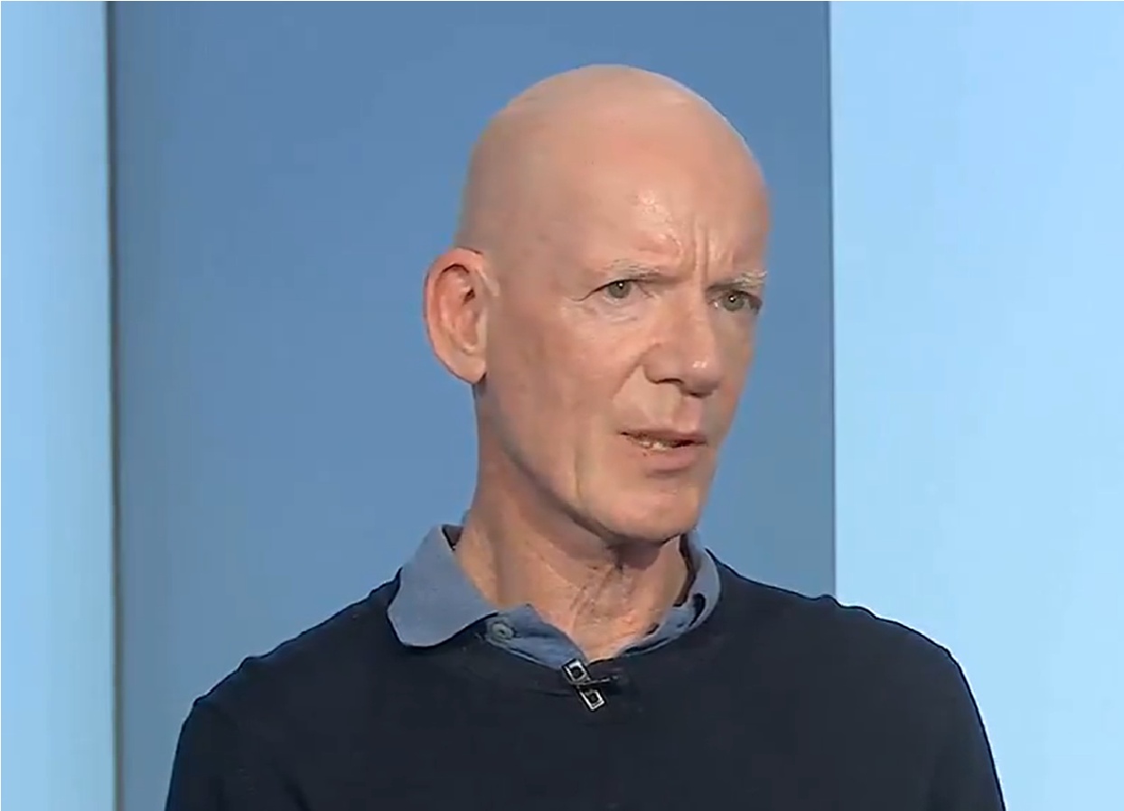 Dermot Gallagher agreed with the decision to disallow Leicester's goal against Liverpool