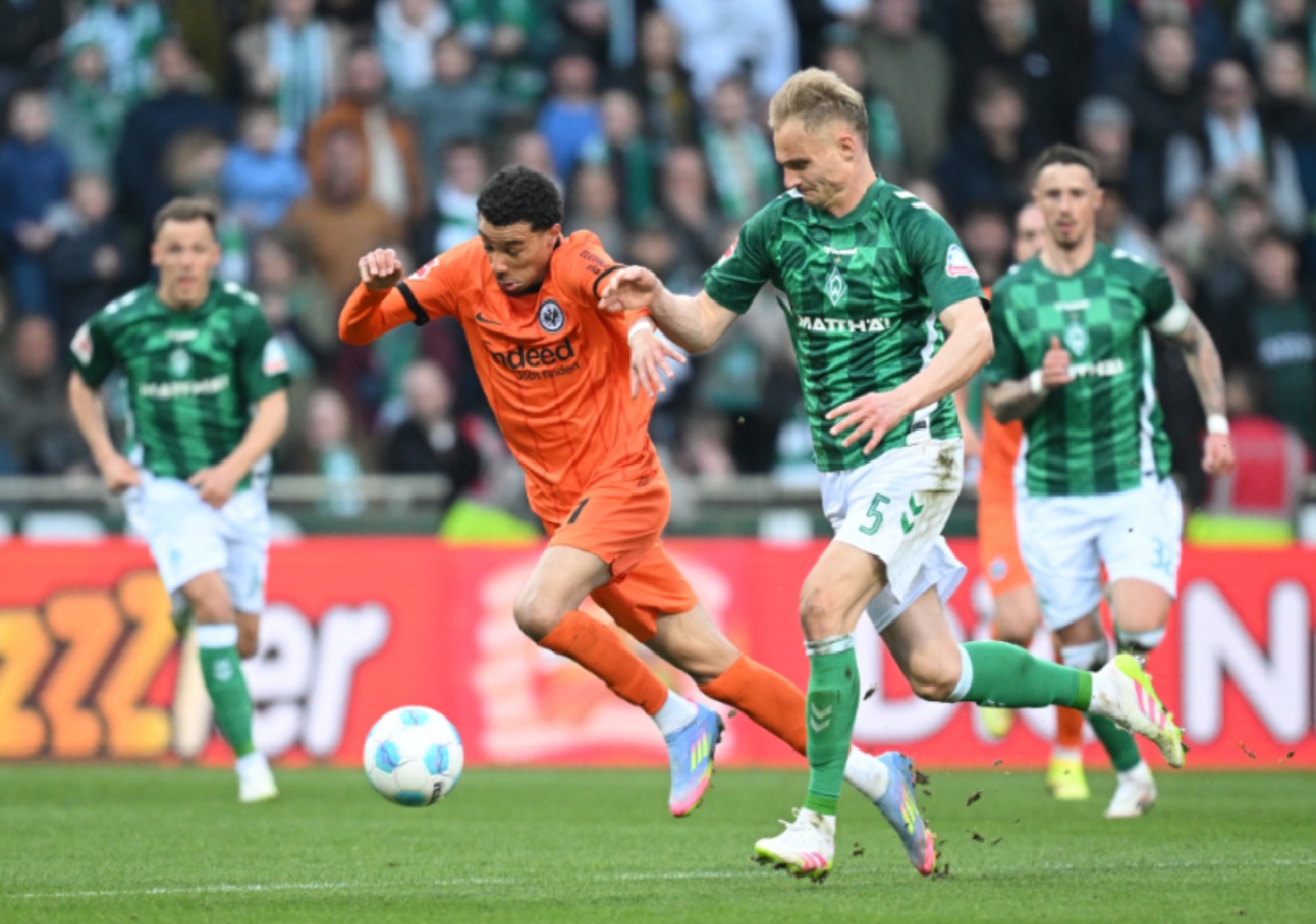 Liverpool fans have been advised to 'keep a close eye on' a potential summer swoop for Hugo Ekitike