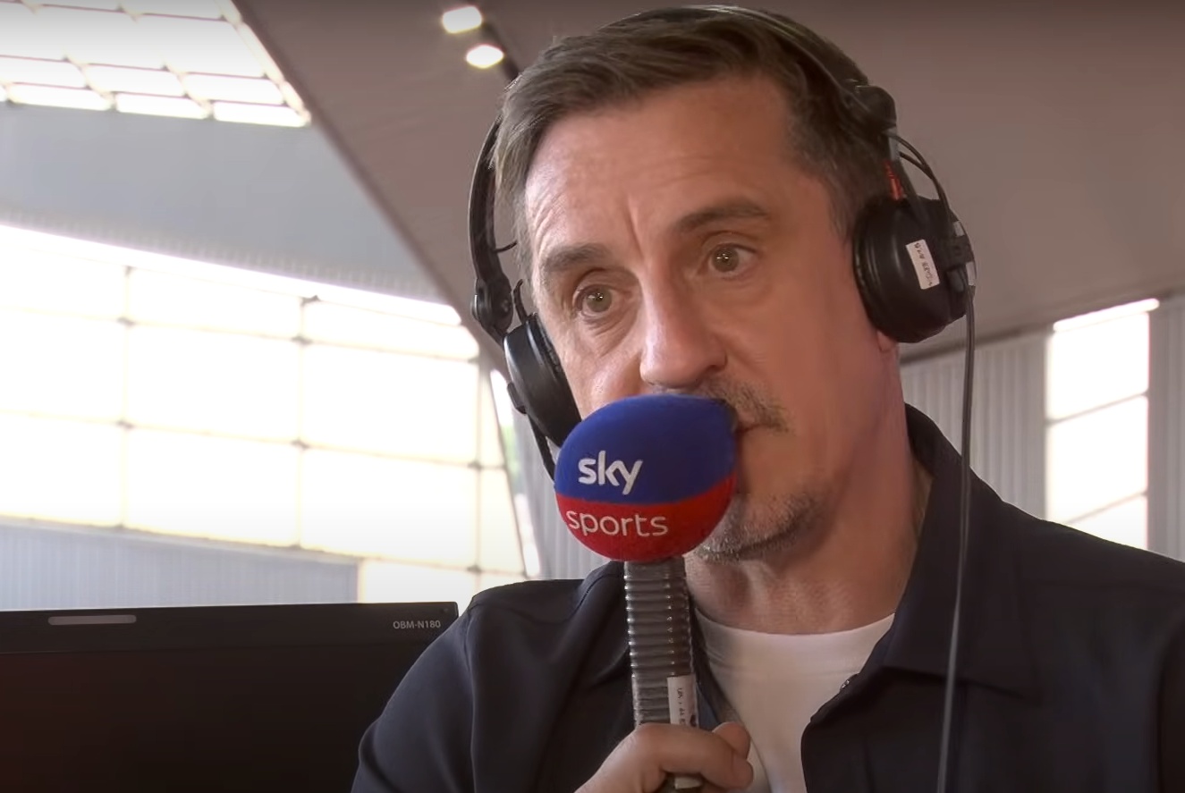 Gary Neville felt that Conor Bradley had a 'difficult' afternoon against Arsenal