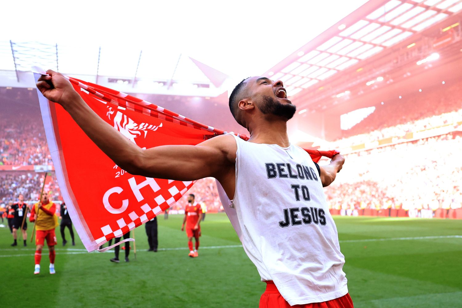 Cody Gakpo celebrates winning the Premier League
