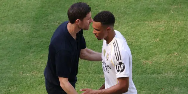 Trent Alexander-Arnold with Xabi Alonso for Real Madrid