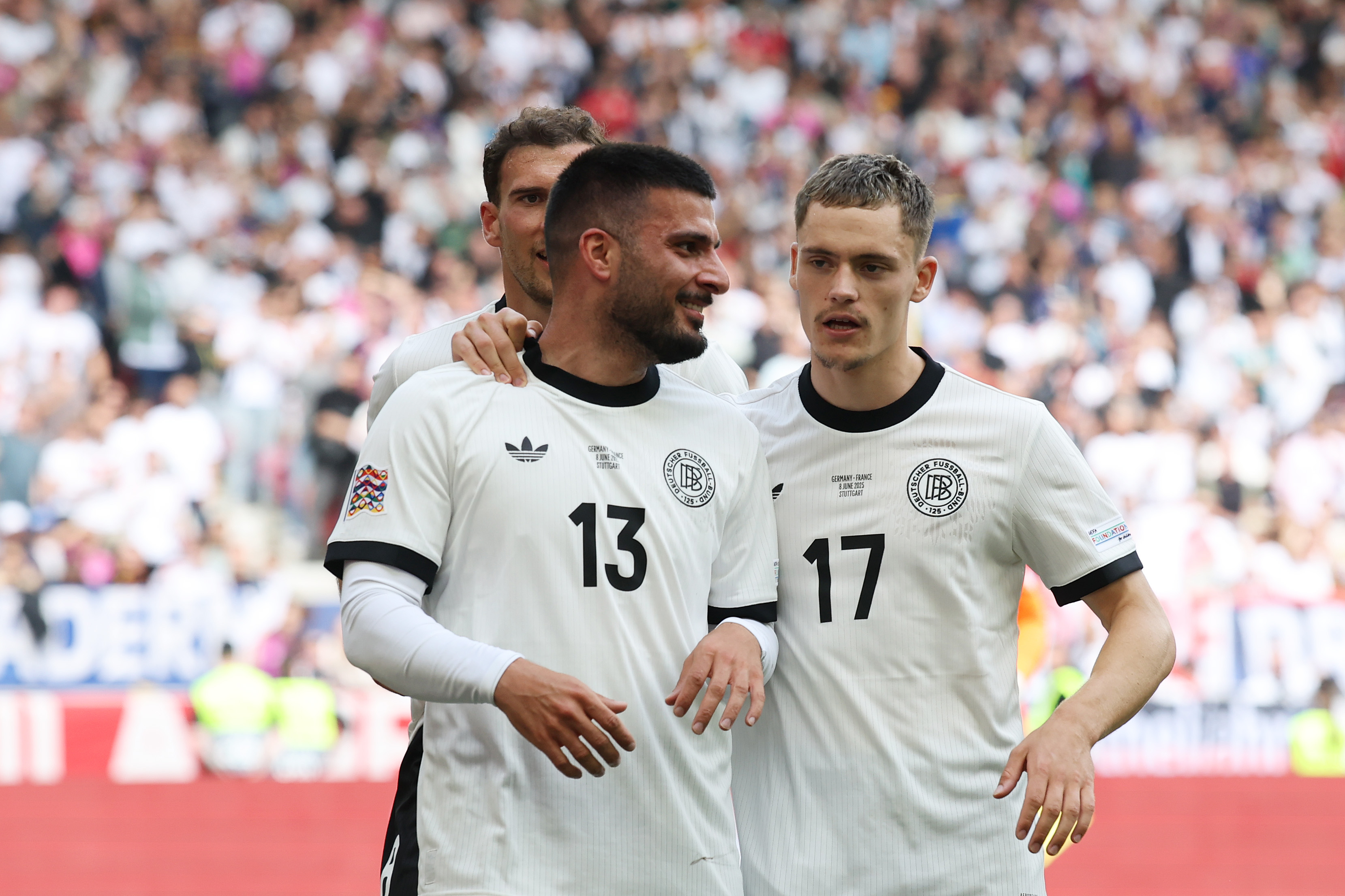 Paul Robinson has claimed that Florian Wirtz is worth £150m in today's market