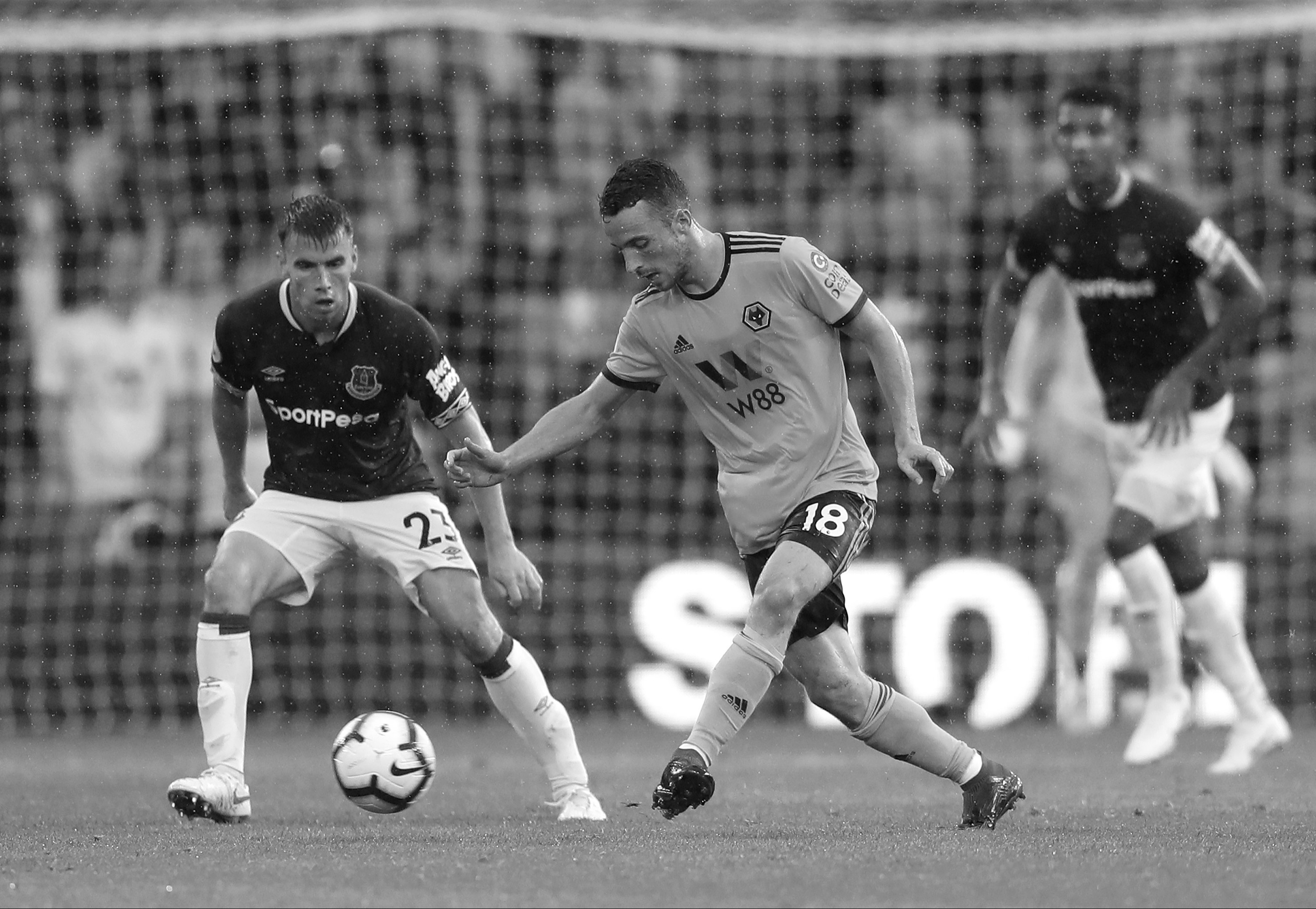 Seamus Coleman has paid his respects to the late Diogo Jota