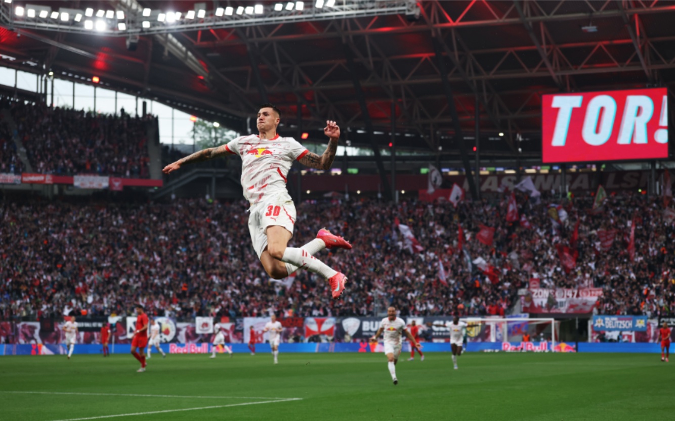 Benjamin Sesko could be one alternative transfer target for Liverpool