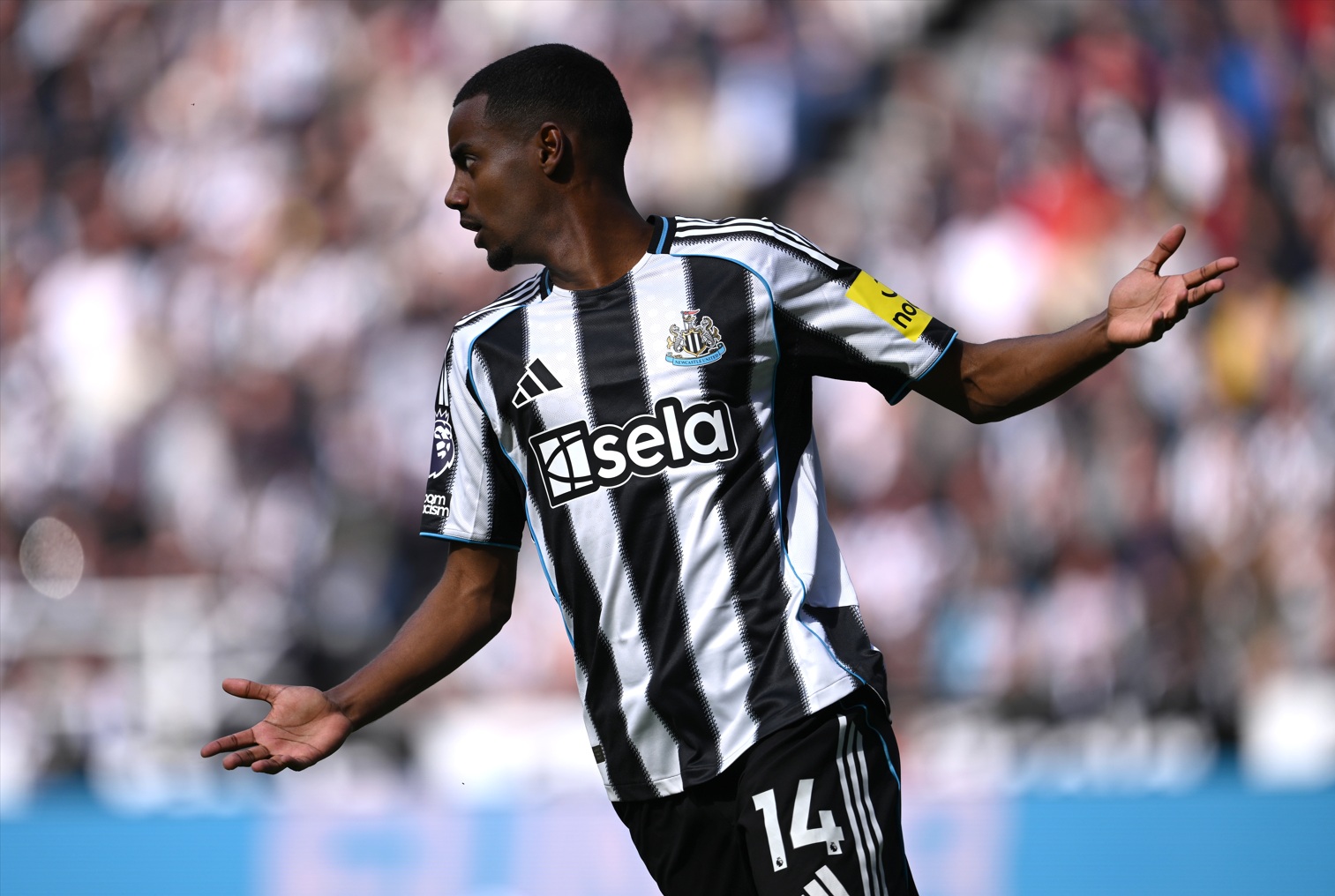 Fabrizio Romano is expecting Liverpool to step up discussions with Newcastle over Alexander Isak
