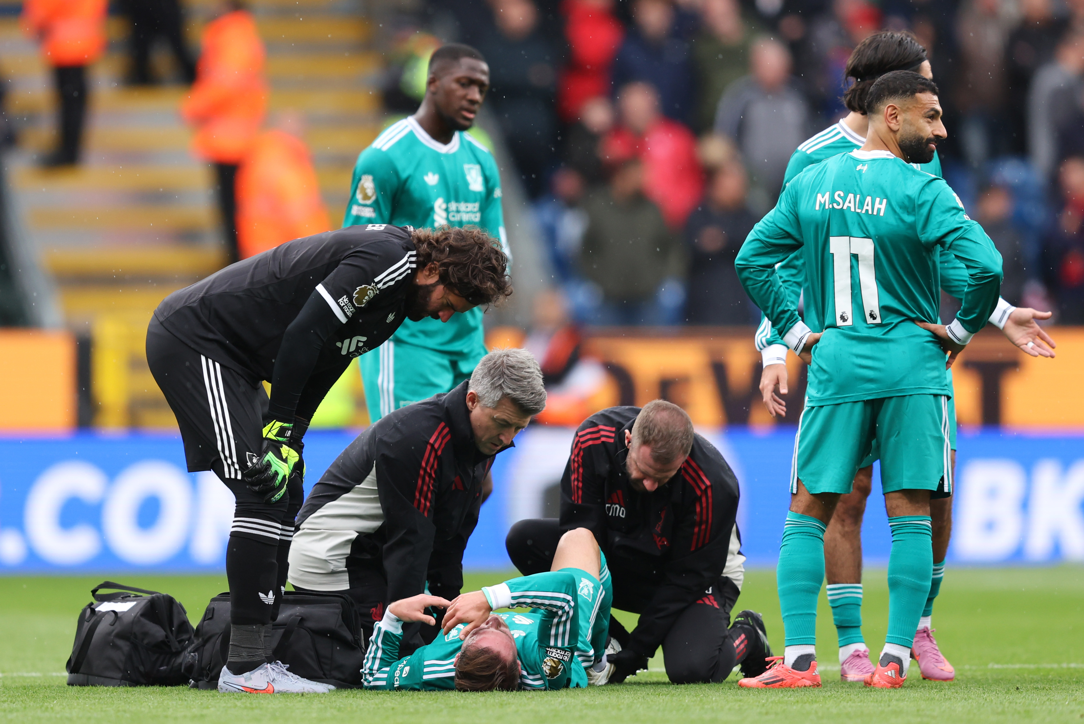 Alexis Mac Allister needed treatment from the Liverpool medical staff against Burnley