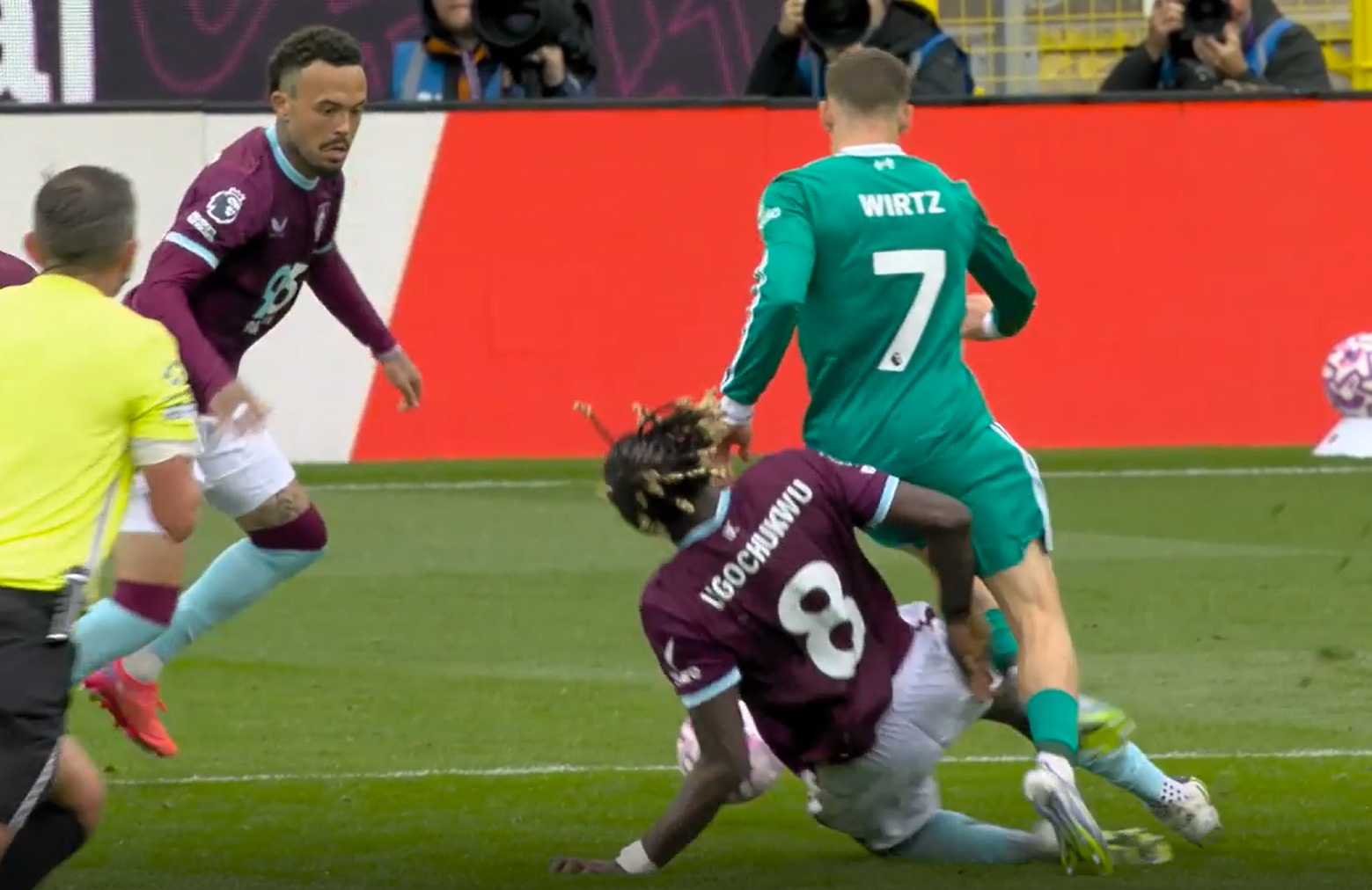 Lesley Ugochukwu was shown a second yellow card for this foul on Florian Wirtz