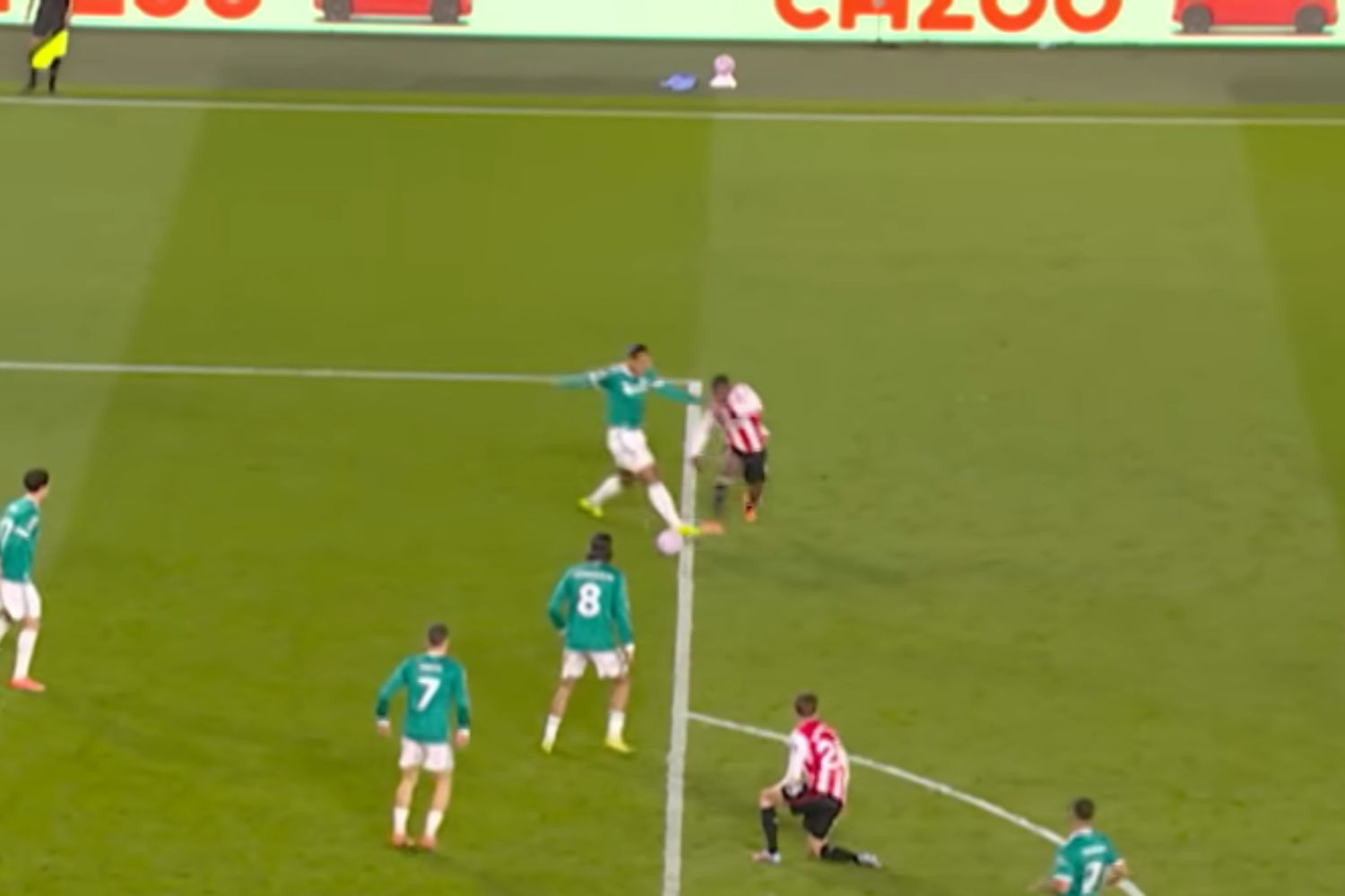 Virgil van Dijk's challenge on Dango Ouattara