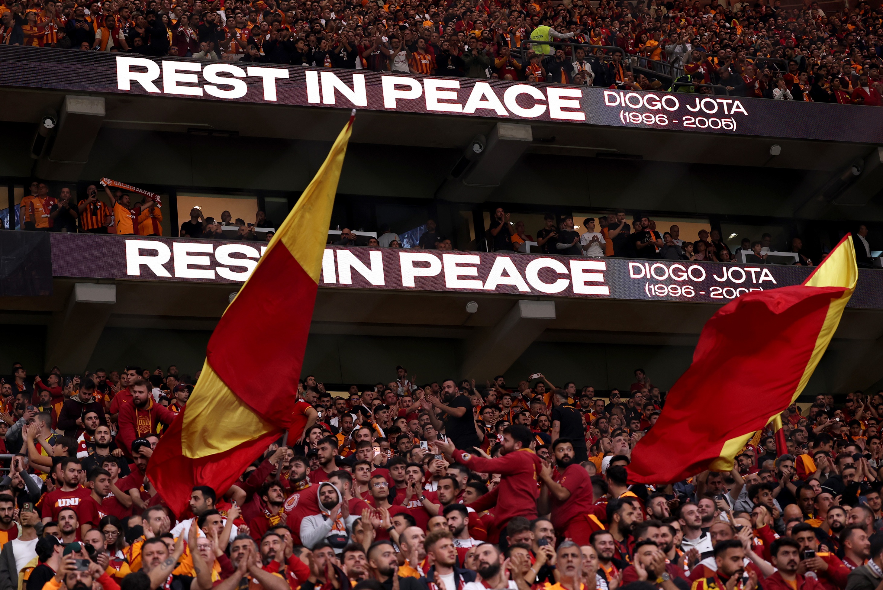 Galatasaray stadium shows 'Rest in Peace' sign for Diogo Jota.