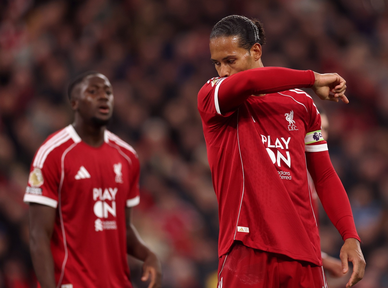 Virgil van Dijk and Ibou Konate against Manchester United