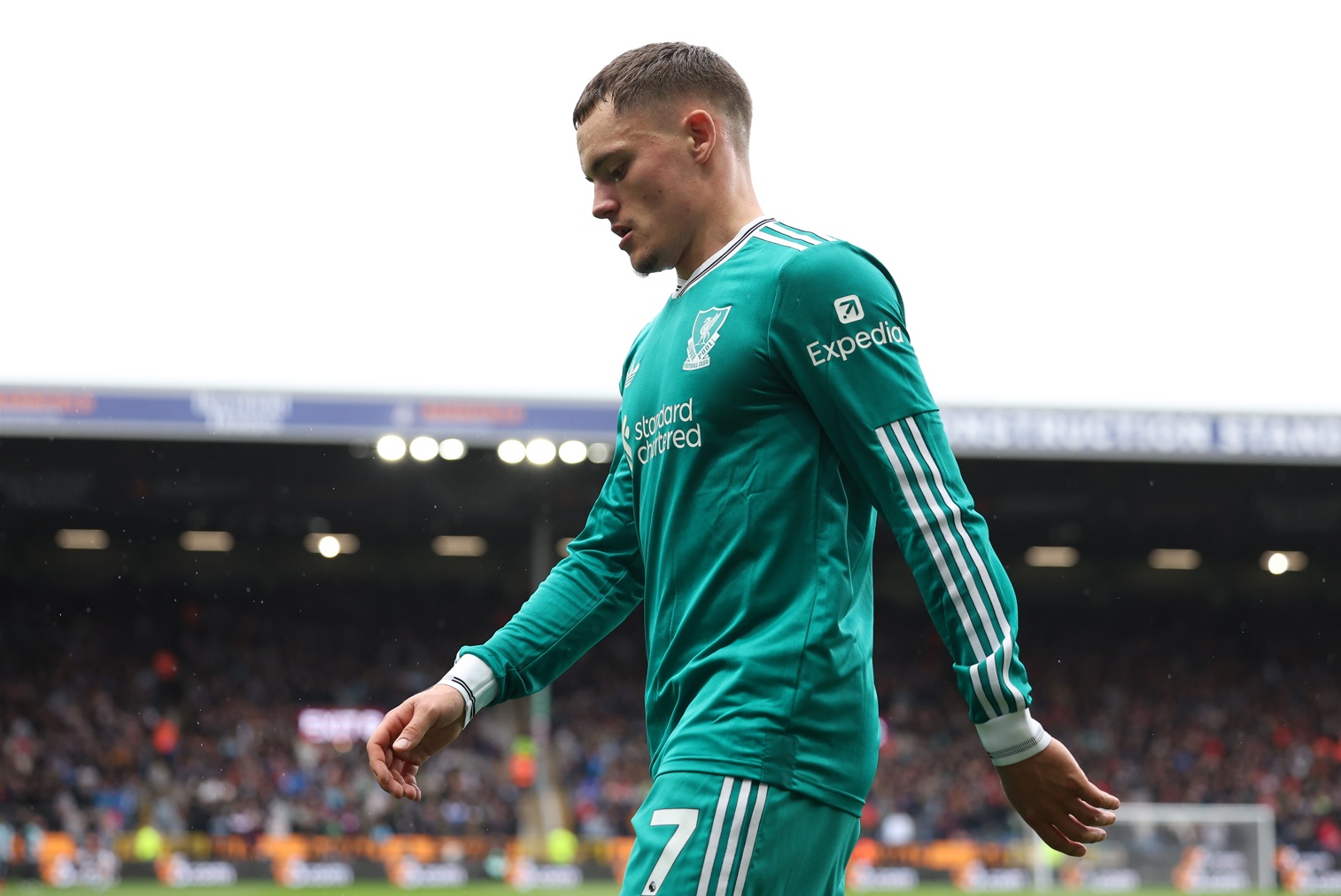 Arne Slot has dropped Florian Wirtz to the bench for Liverpool's match away to Chelsea