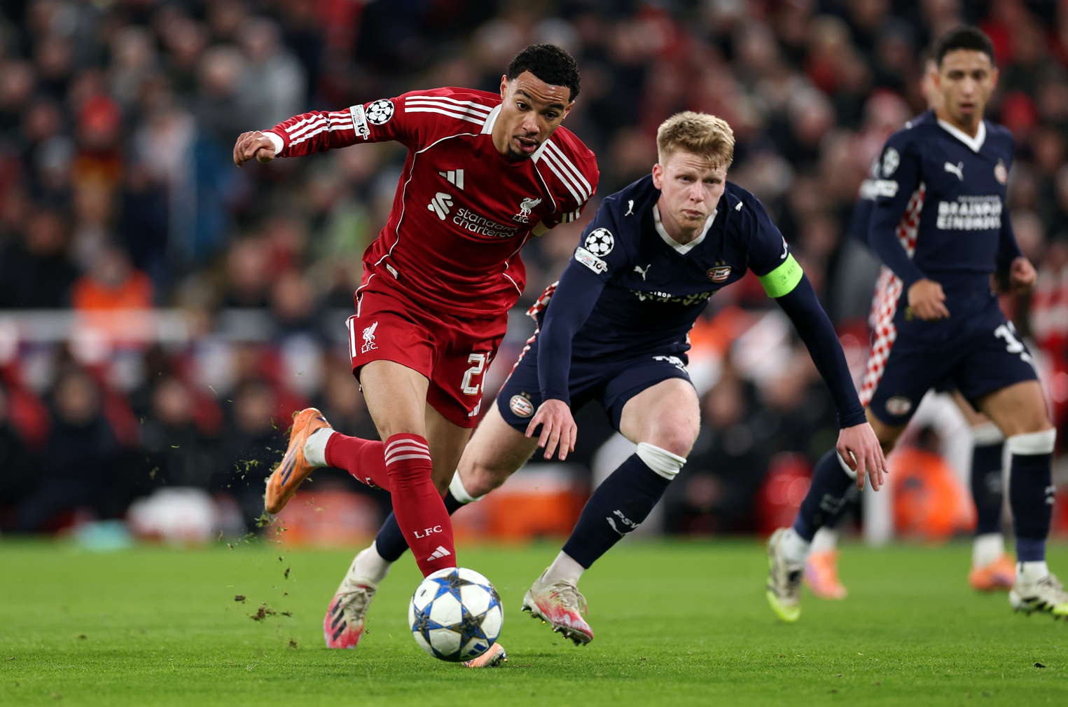 Youri Mulder branded Hugo Ekitike's performance against PSV Eindhoven as a 'real disaster