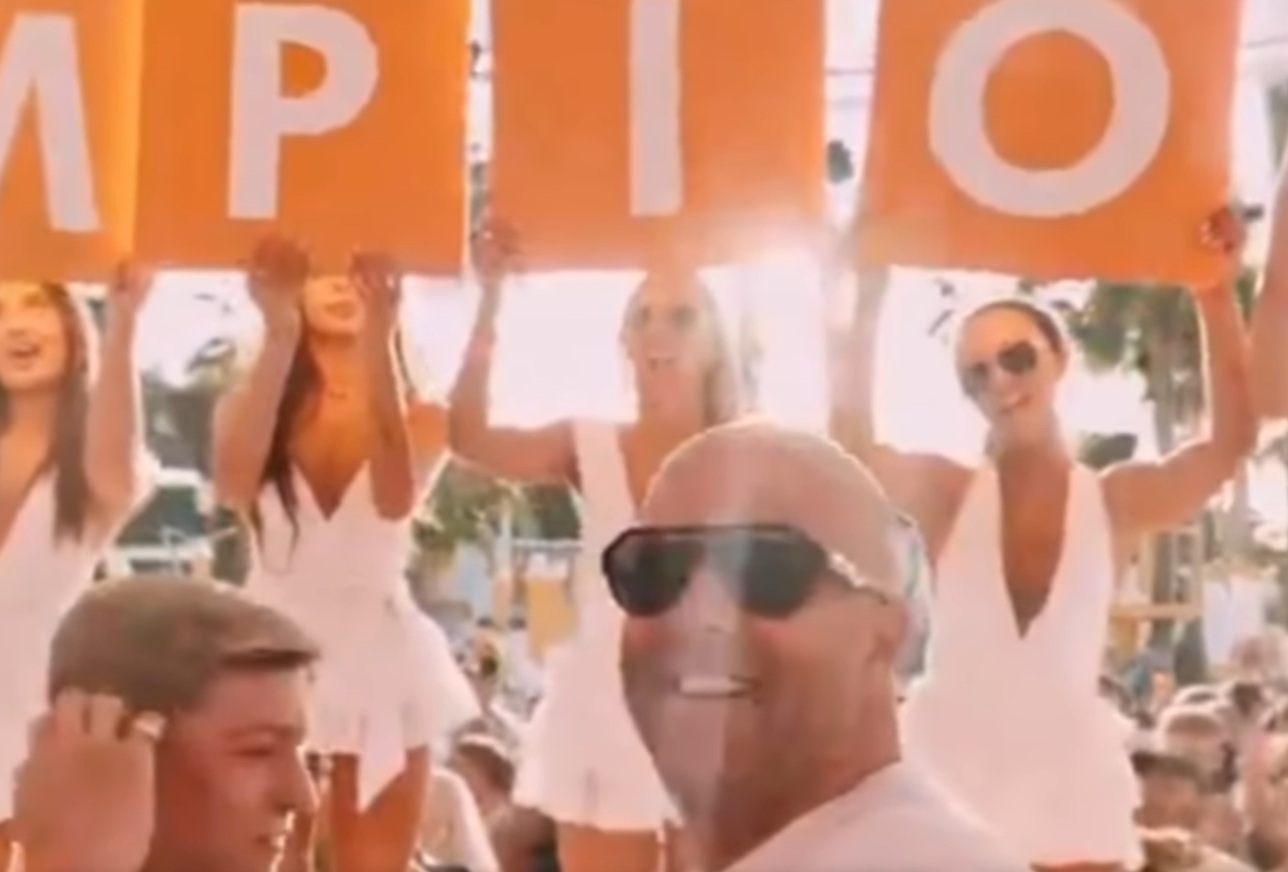 Paul Scholes criticised Arne Slot for going on holiday to Ibiza before the end of last season