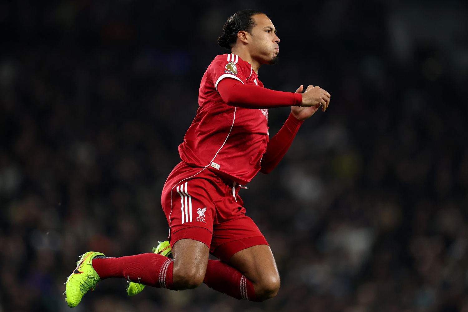 Virgil van Dijk before playing Tottenham