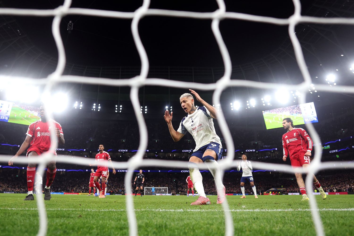 Richarlison reacts against Liverpool