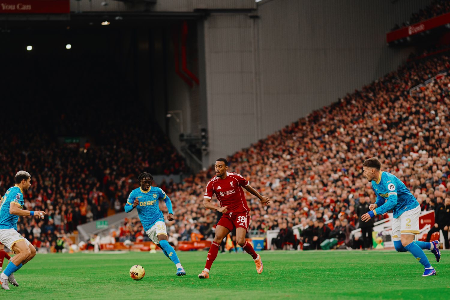 Ryan Gravenberch in action against Wolves