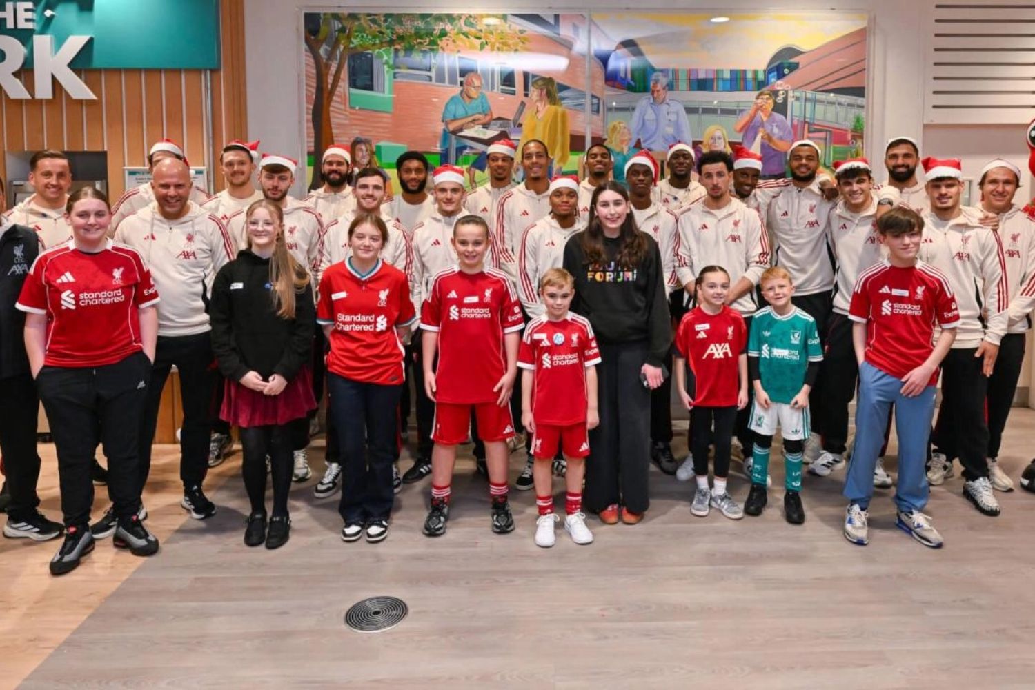 Liverpool squad visit Alder Hey