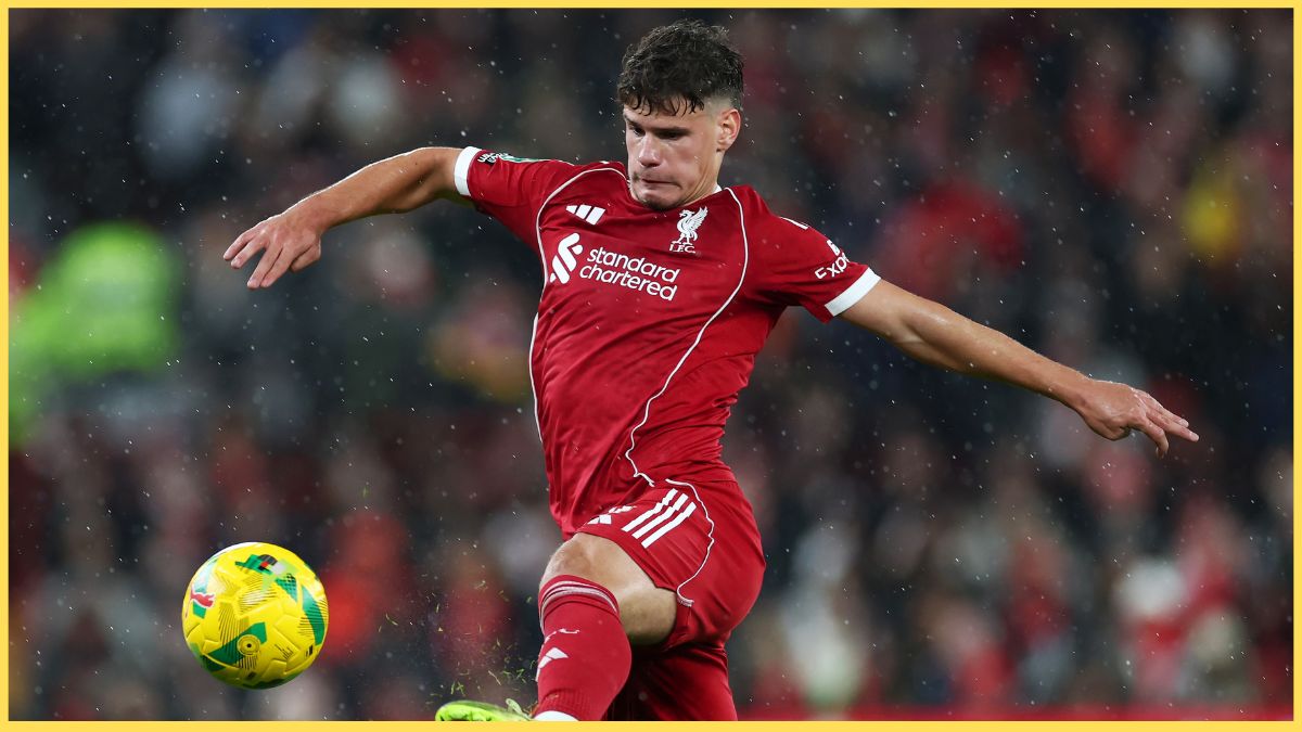 Milos Kerkez in action for Liverpool