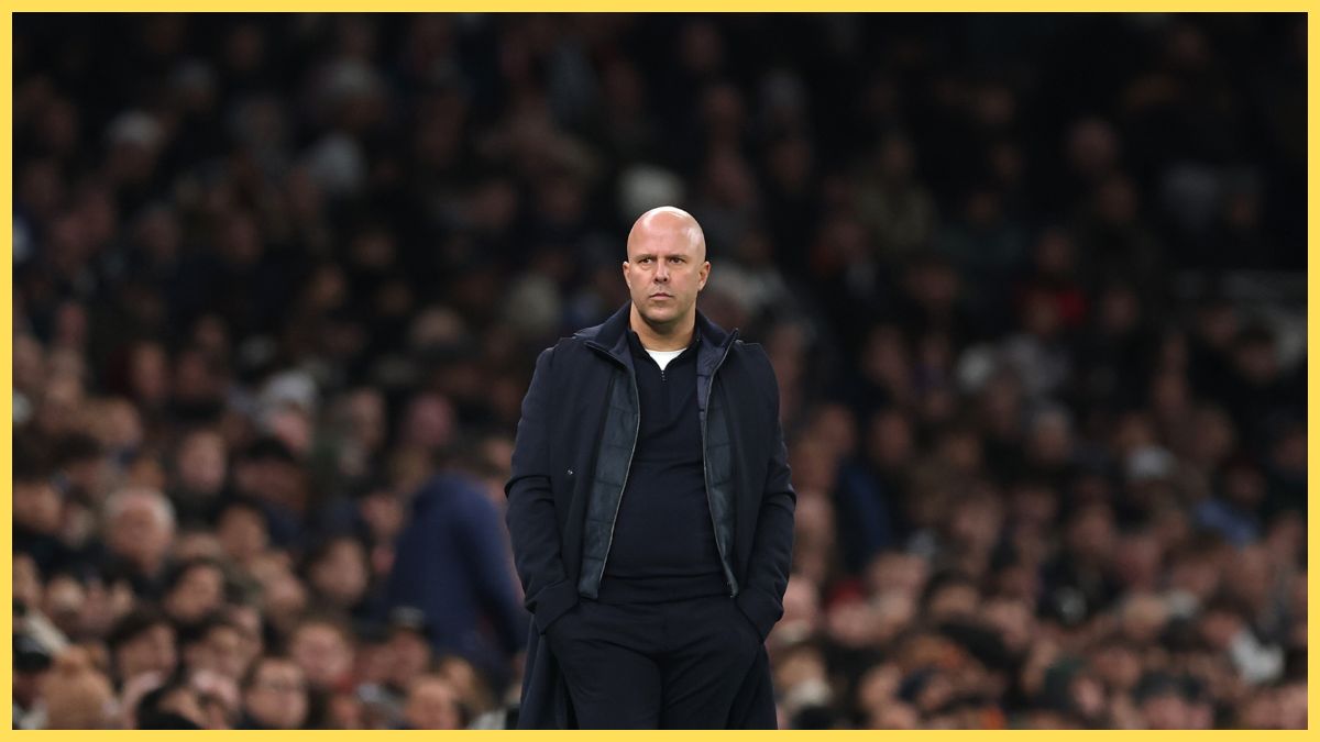 Arne Slot watches Liverpool play Tottenham