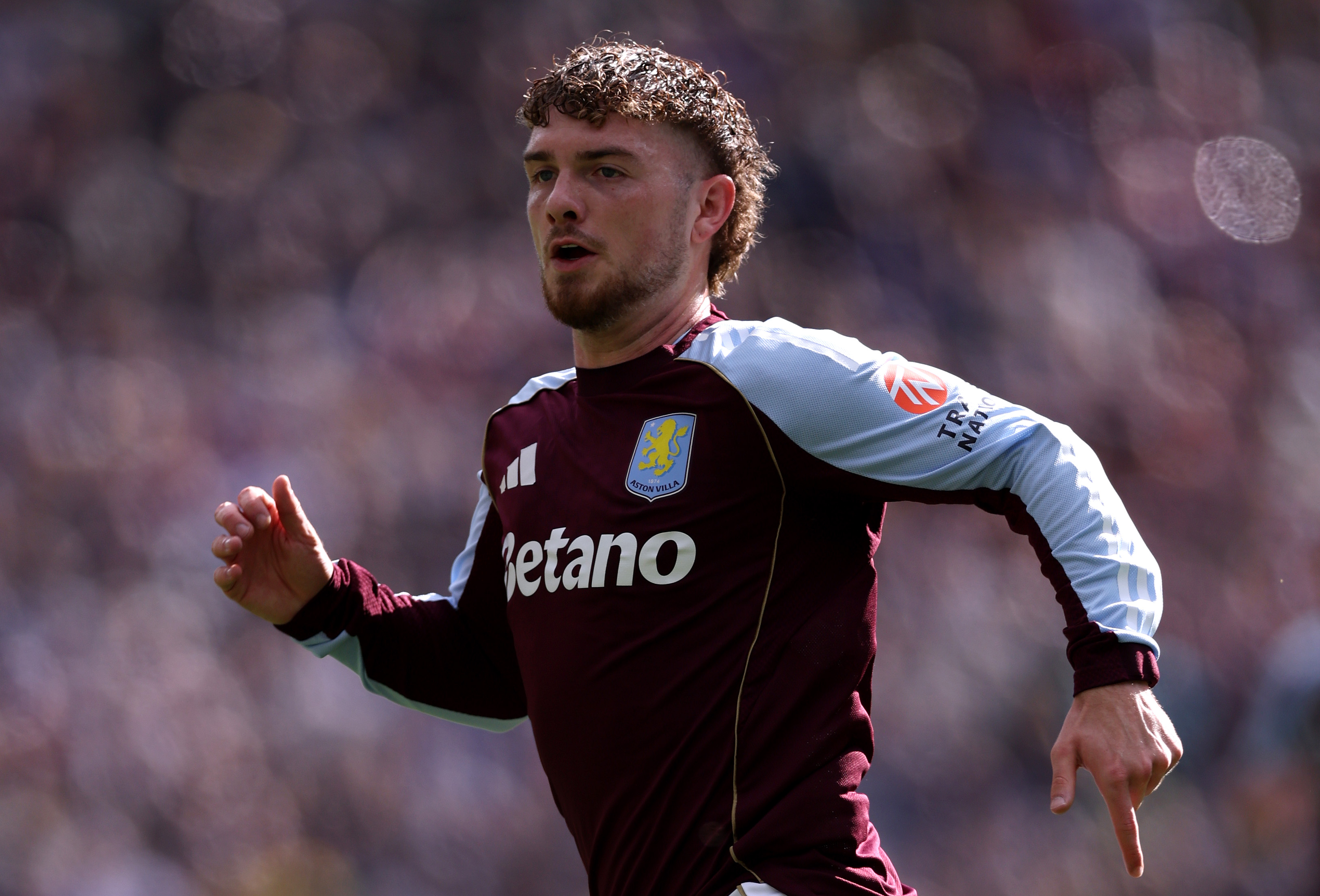 Harvey Elliott in action for Aston Villa