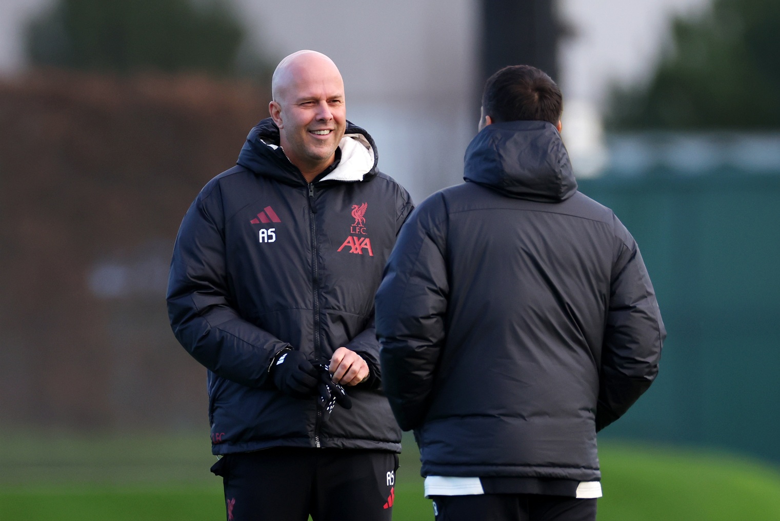 Boudewijn Zenden has said that under-fire Liverpool head coach Arne Slot 'deserves respect