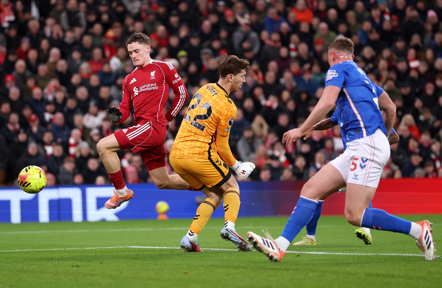 Florian Wirtz was denied by Robin Roefs with a first-half chance against Sunderland