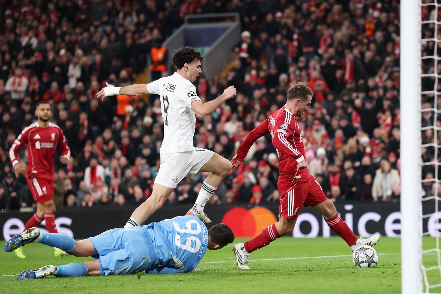 Alexis Mac Allister scores against Qarabag