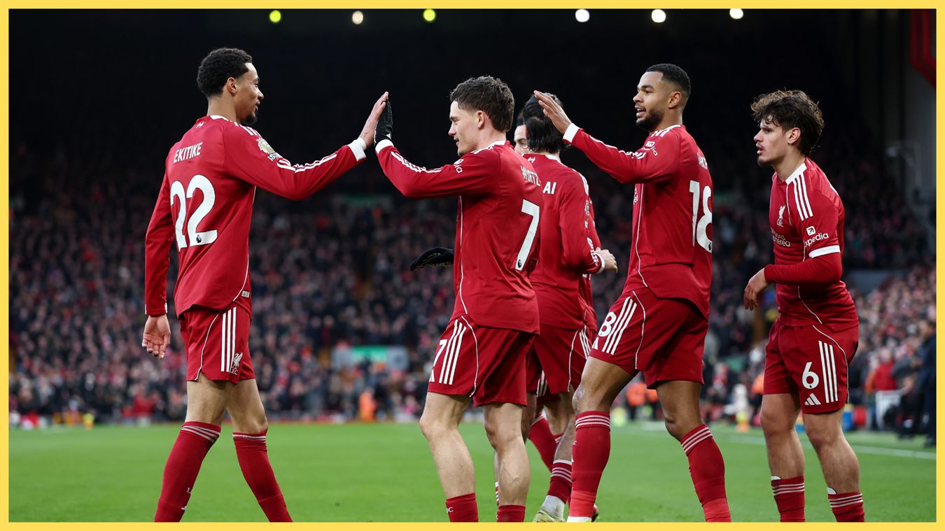 Hugo Ekitike high fives Florian Wirtz during Liverpool game.