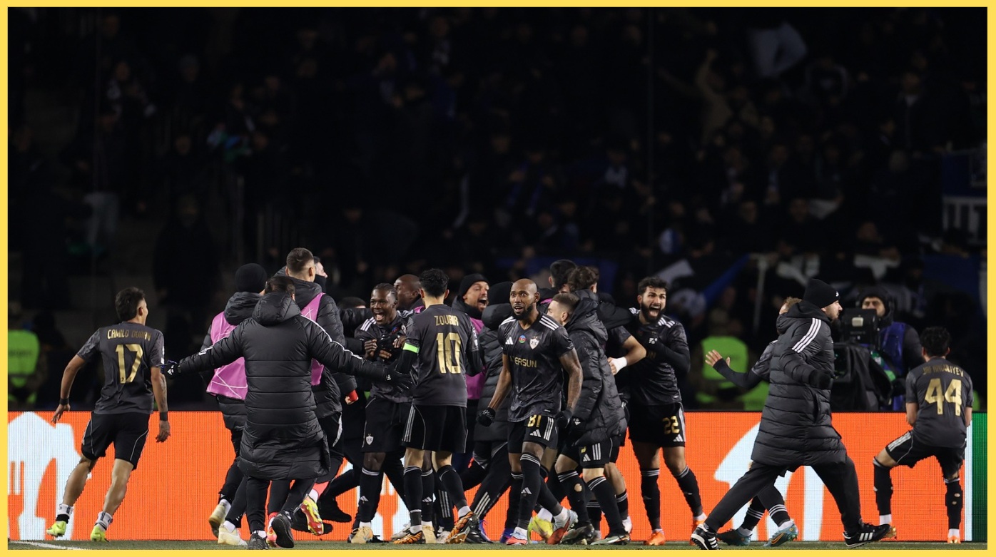 Qarabag players celebrate their dramatic 3-2 victory over Eintracht Frankfurt