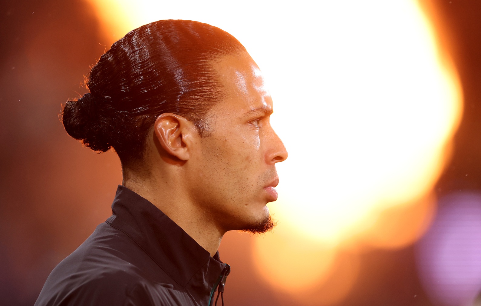 Liverpool don't intend to sell Virgil van Dijk this year and would prefer him to see out the rest of his contract