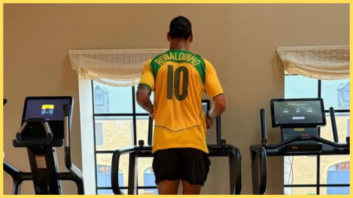 Virgil van Dijk trains in a Ronaldinho Brazil shirt