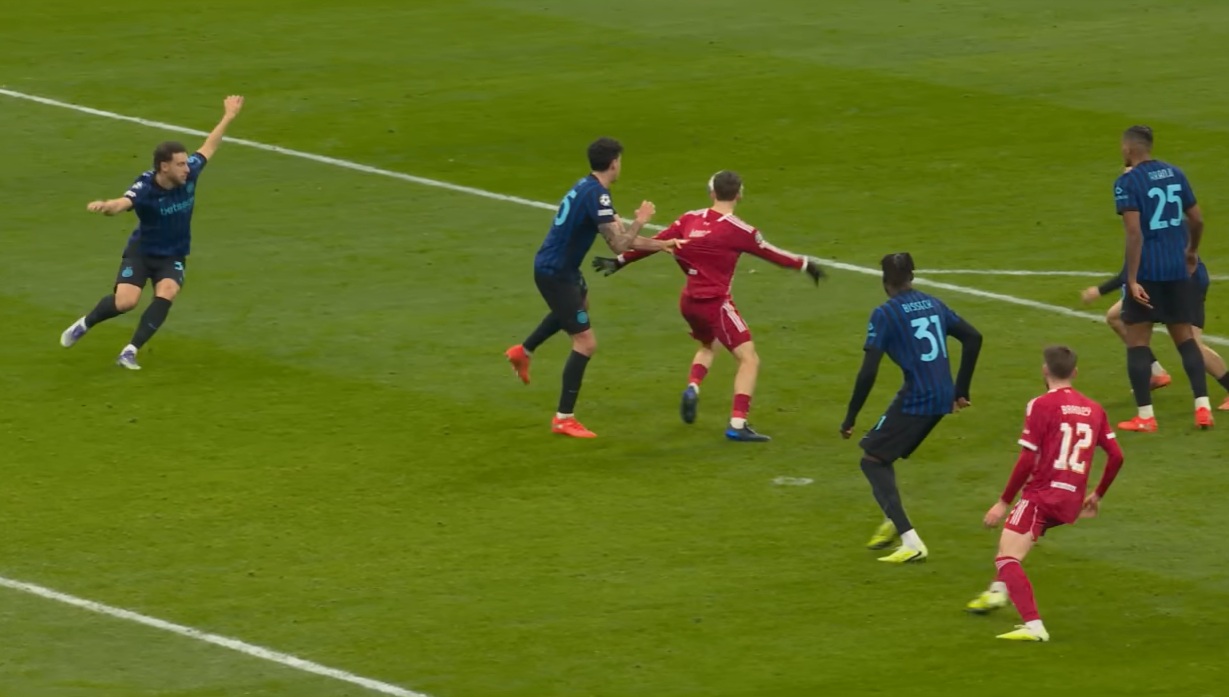 Alessandro Bastoni was penalised for pulling Florian Wirtz's shirt in Inter Milan's defeat to Liverpool in December