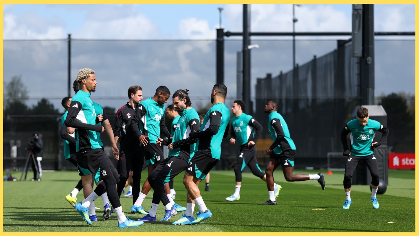 Liverpool players pictured during a training session in Kikrby