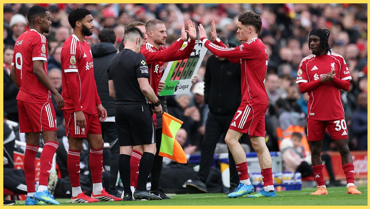 Alexis Mac Allister comes on to replace Florian Wirtz